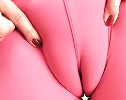 完美的 cameltoe 貓!在緊氨綸!工作!屁股!!