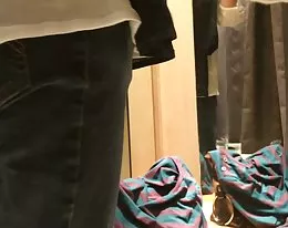 隱藏的凸輪公共，更衣室。(沒有 nudety)